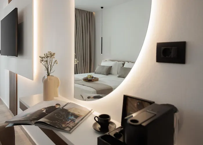 Sphinx Hotel Naxos City