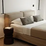 Sphinx Otel Naxos City