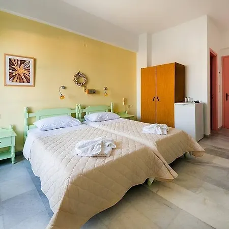 Sphinx 3* Naxos City