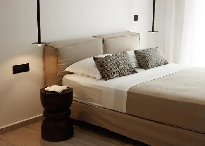 Sphinx Hotel Naxos City